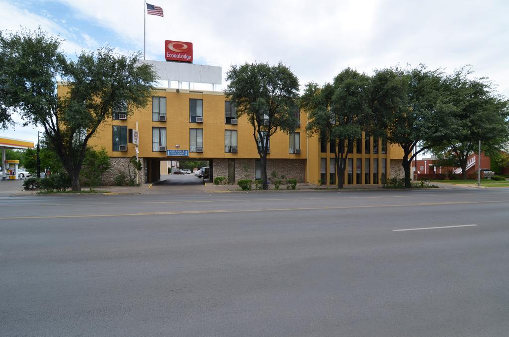 Econo Lodge San Angelo Exterior photo